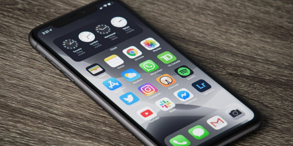 How much screen time is excessive? These signs that you're addicted to your smartphones